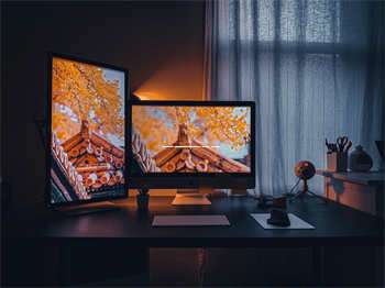 天涯社区里的每一个人，都是在网络的大海里游动，用键盘敲打出心声的一群人。是的，这里有人，有故事，也有真情。 第1张